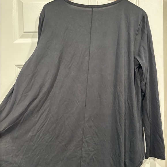 lululemon athletica Charcoal Long Sleeve Tee - Picture 3 of 4